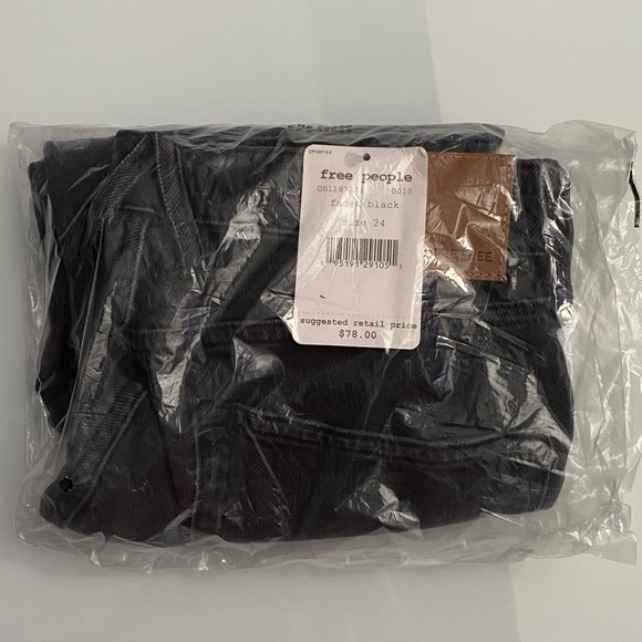 Free People Cuffed Slim Boyfriend Jeans Faded Black Distressed 24 - Picture 2 of 6